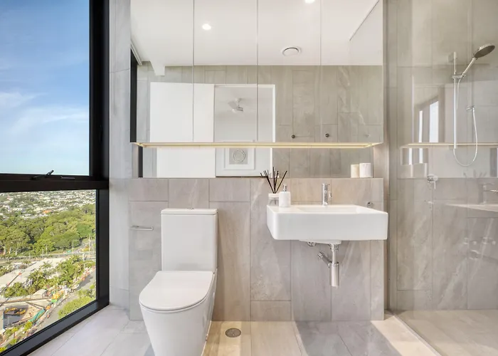 Vue Broadbeach - Official